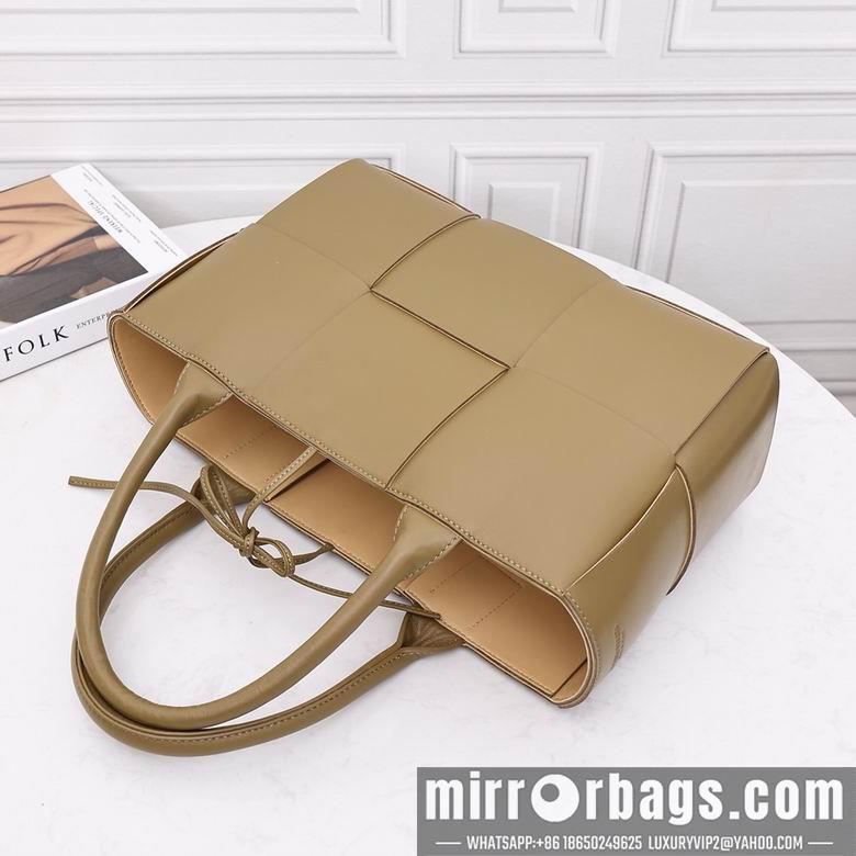 Bottega Veneta Replica Bags AD2218A 36X22X12