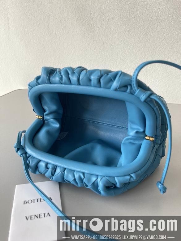 Bottega Veneta Replica Bags pouch 22x12x7cm BG 11