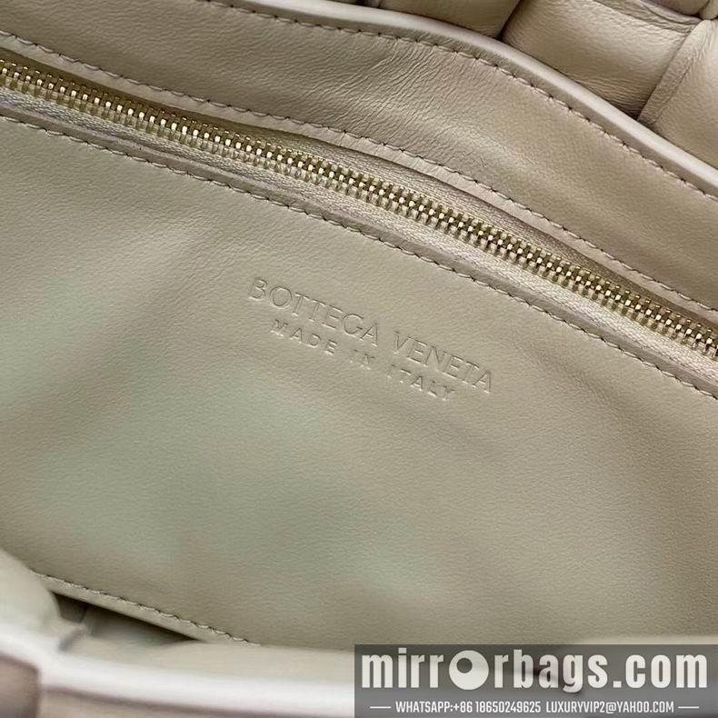 Bottega Veneta Replica Bags Cassstte 26x18x8 cm dl 9
