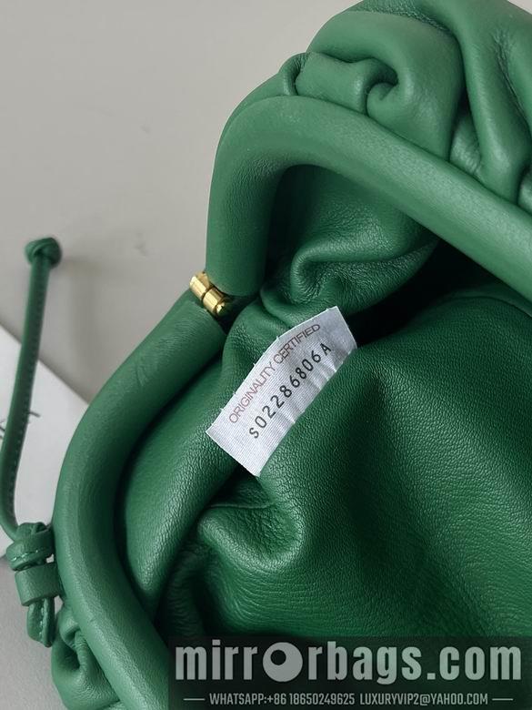 Bottega Veneta Replica Bags Pouch 23x13x5cm BG 5