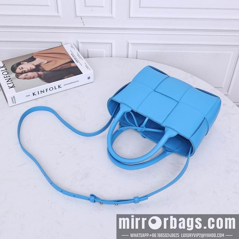 Bottega Veneta Replica Bags 2236 25X16X8cm EL 10