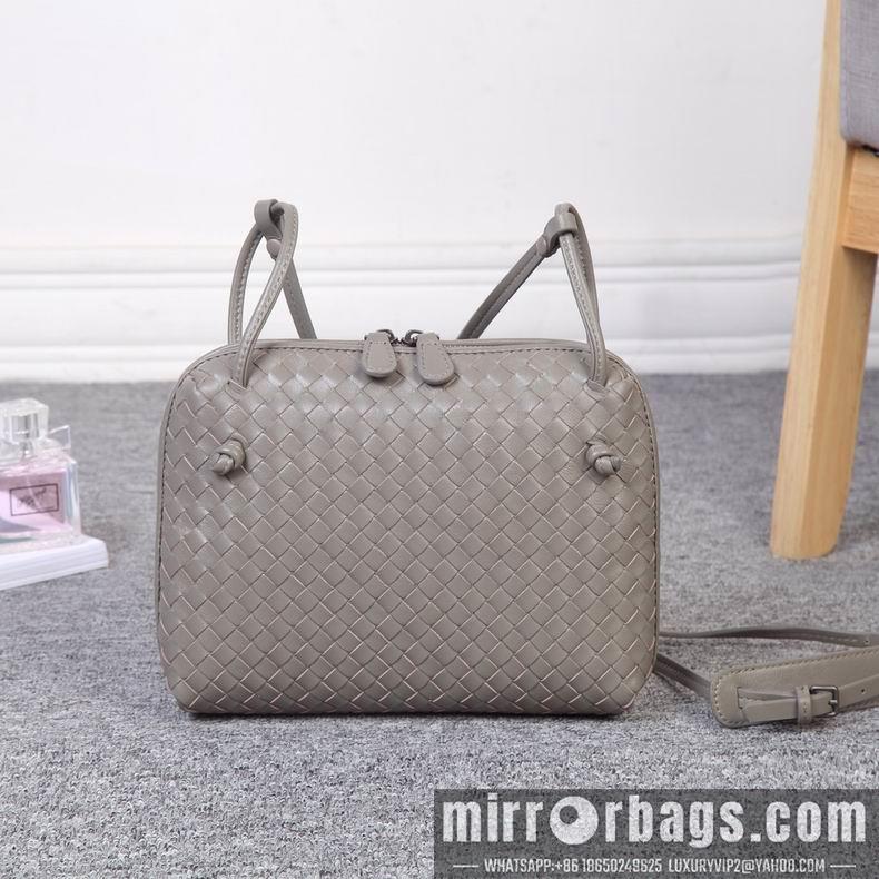 Bottega Veneta Replica Bags 25x19x5 cm dl