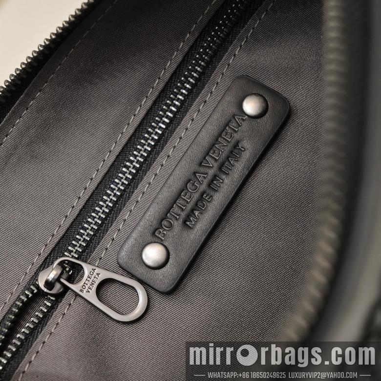 Bottega Veneta Replica Bags 30X20X1cm 070235 WP