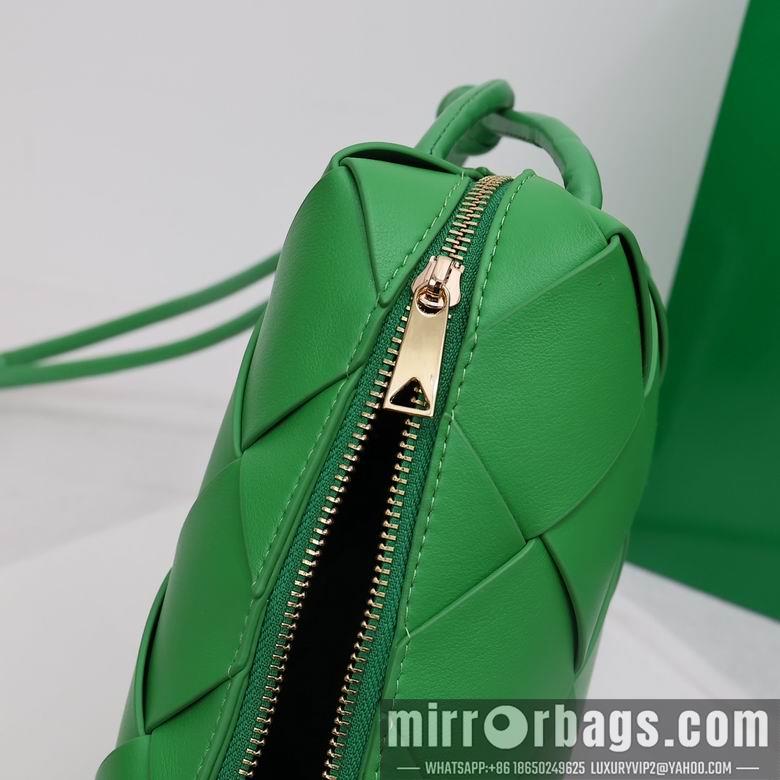 Bottega Veneta Replica Bags 002 14X22X7cm XMY 5