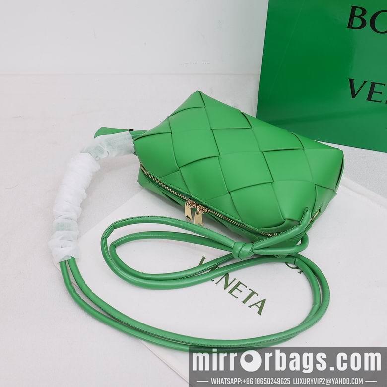 Bottega Veneta Replica Bags 002 14X22X7cm XMY 5