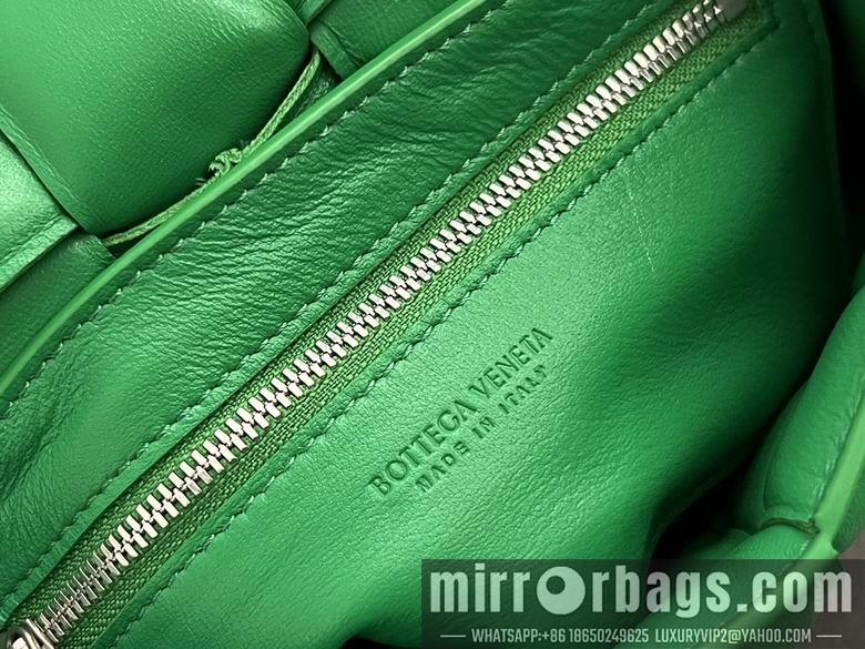 Bottega Veneta Replica Bags 19X12X5cm 032703 XM 3