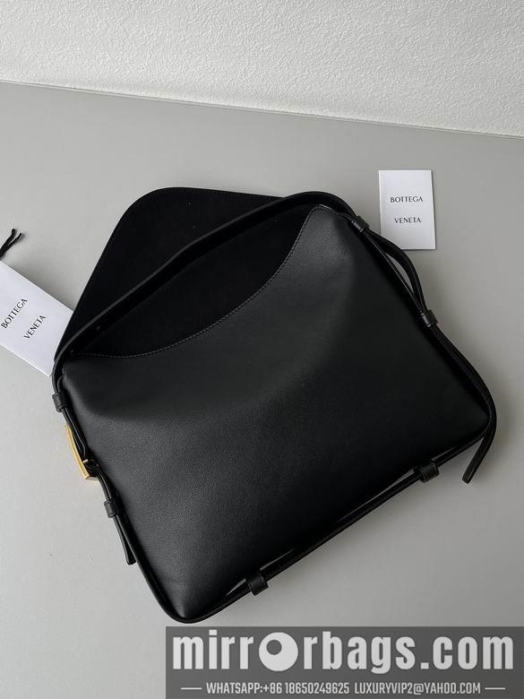 Bottega Veneta Replica Bags Cradle 31.5x正面高23x反面高35x5.5cm  BG