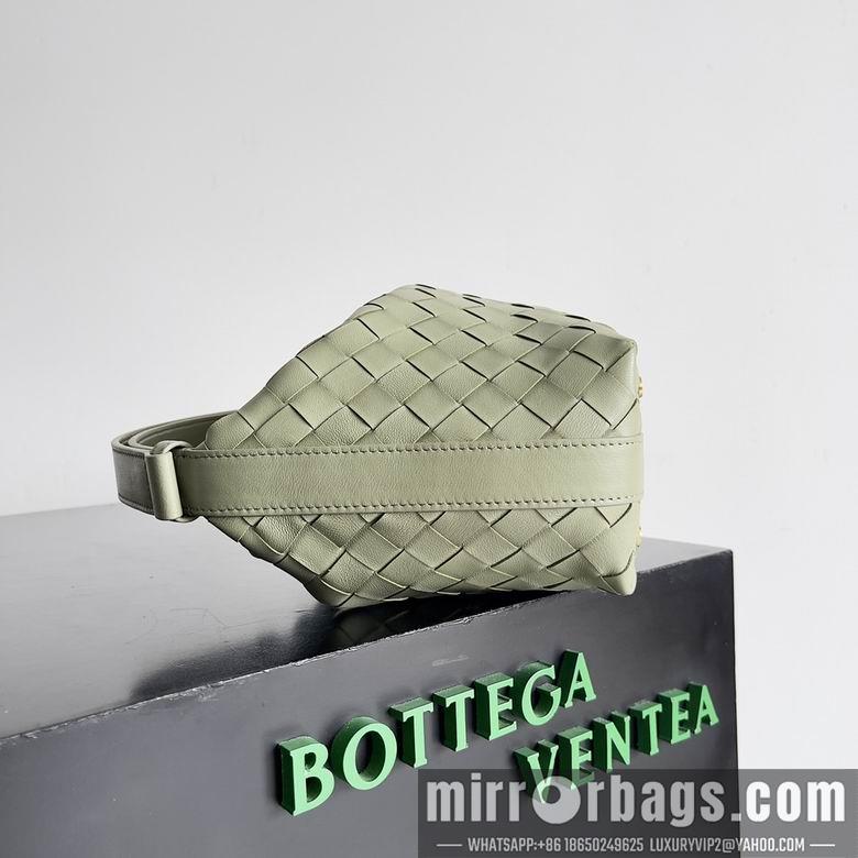 Bottega Veneta Replica Bags 754443 22X13X9cm YG 12