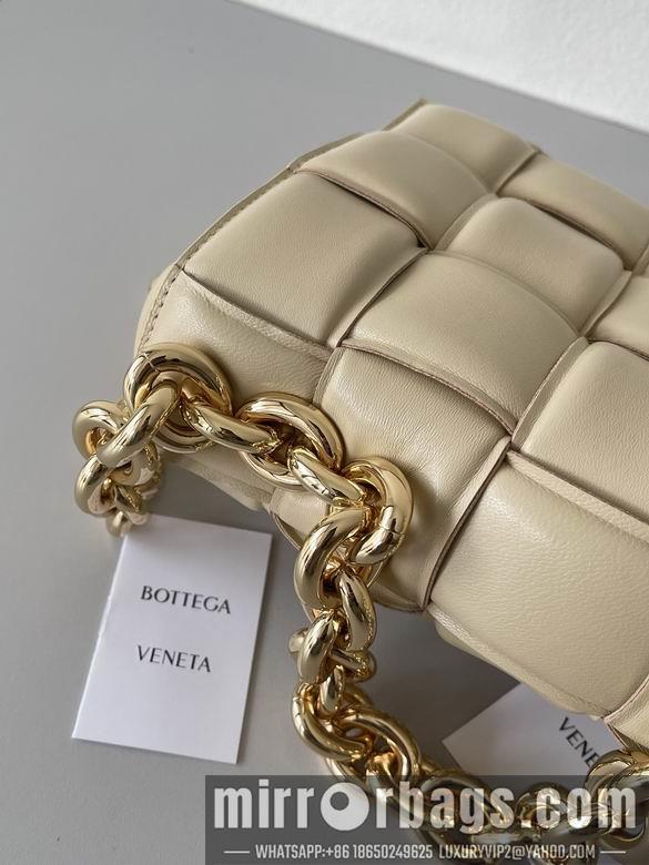 Bottega Veneta Replica Bags 631421 26x18x6cm BG 10