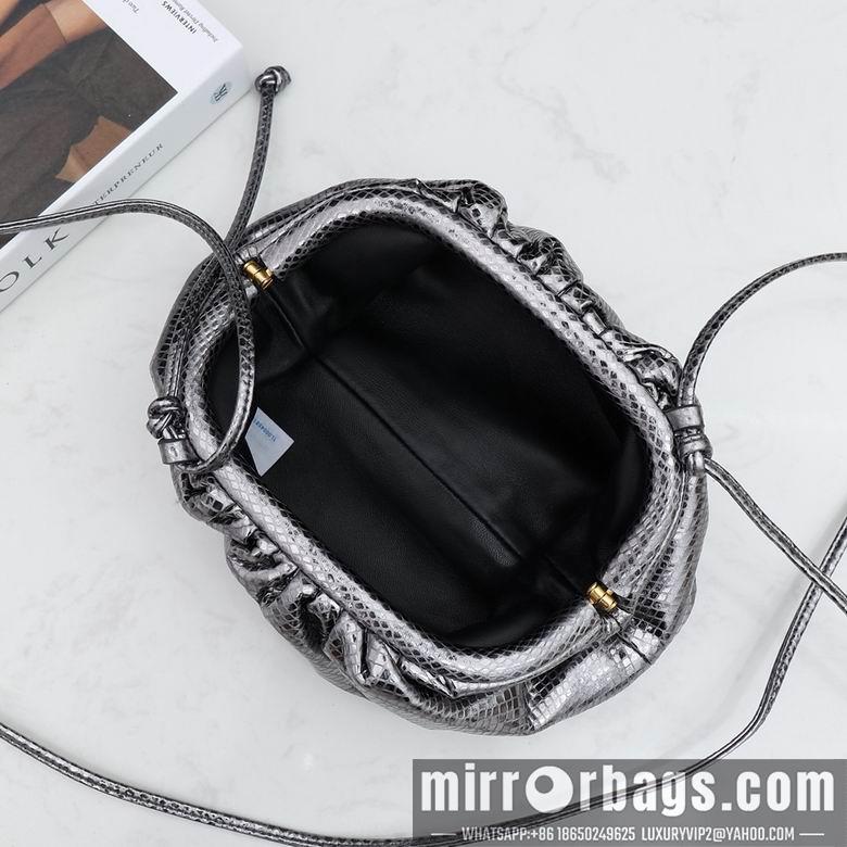 Bottega Veneta Replica Bags Pouch 22x10x6cm DL 1