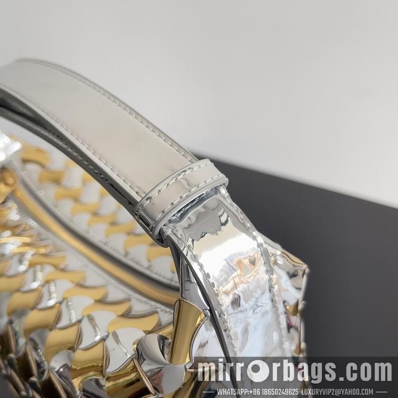Bottega Veneta Replica Bags 754443 22X13X9cm YG 11