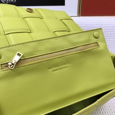 Bottega Veneta Replica Bags padded cassette 9942 26cm JY 11
