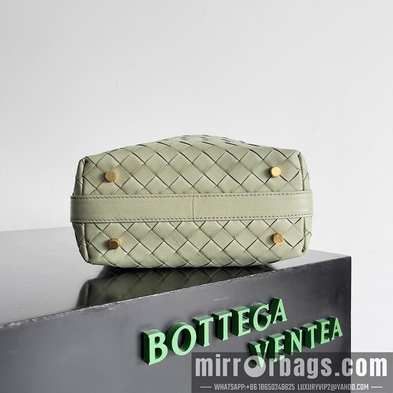 Bottega Veneta Replica Bags 754443 22X13X9cm YG 12