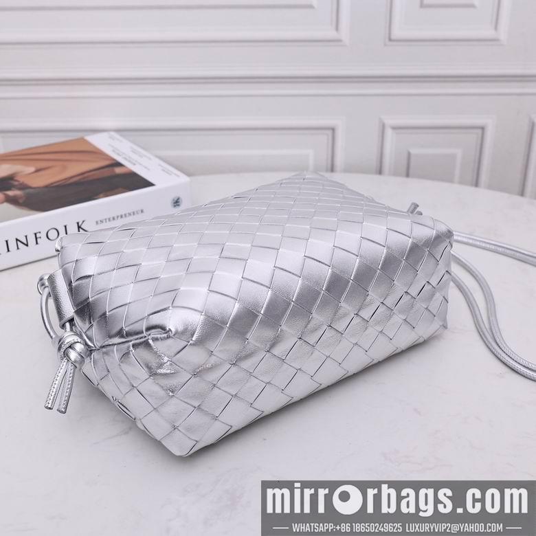 Bottega Veneta Replica Bags 8810A 22X15X8cm EL-1