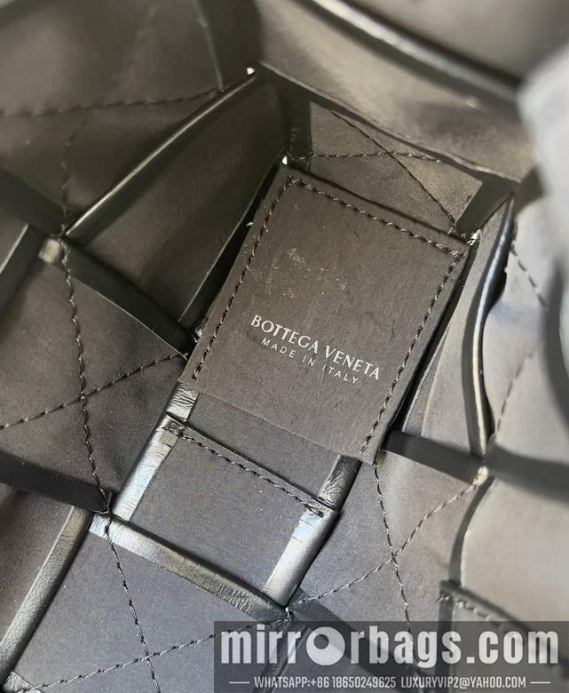 Bottega Veneta Replica Bags 667298 23x15x5cm BG 2