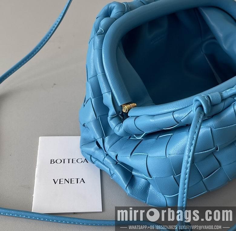 Bottega Veneta Replica Bags pouch 22x12x7cm BG 11
