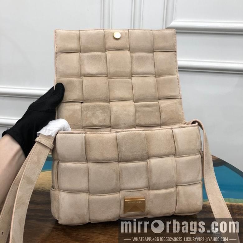 Bottega Veneta Replica Bags 1970 26x18x8cm BG