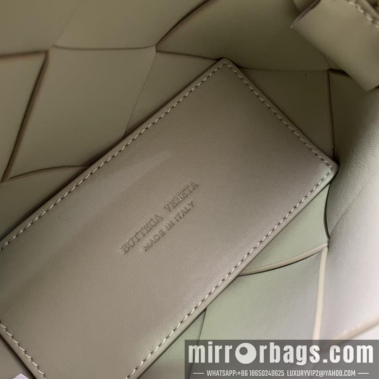 Bottega Veneta Replica Bags cassette 8855 17X17X11cm JY 1