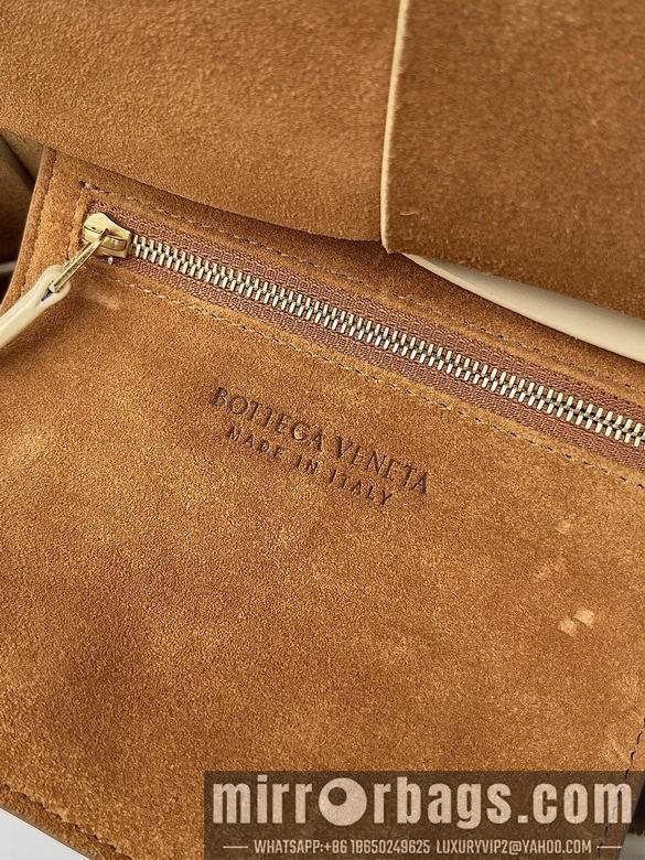 Bottega Veneta Replica Bags Arco 20x20x9cm BG 2