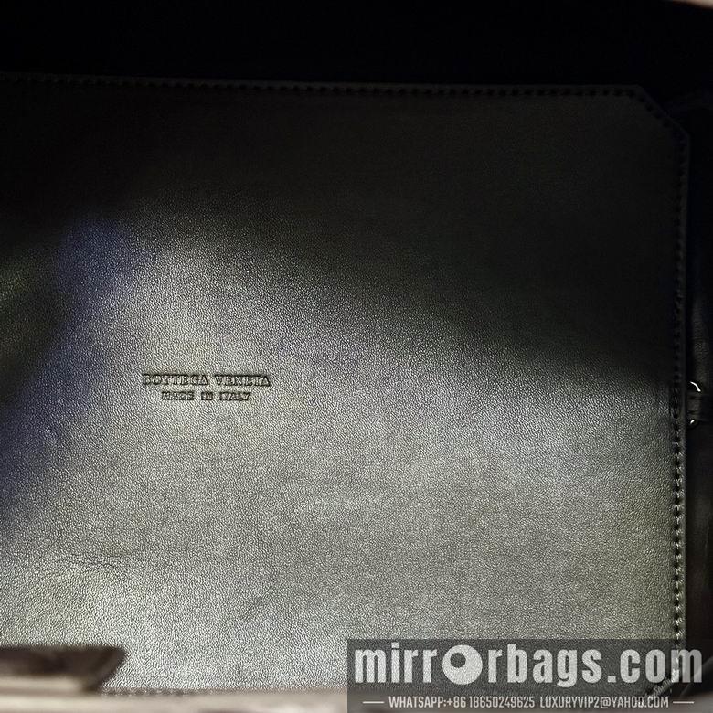 Bottega Veneta Replica Bags Parachute 211-1 26X30X20cm XMY 2
