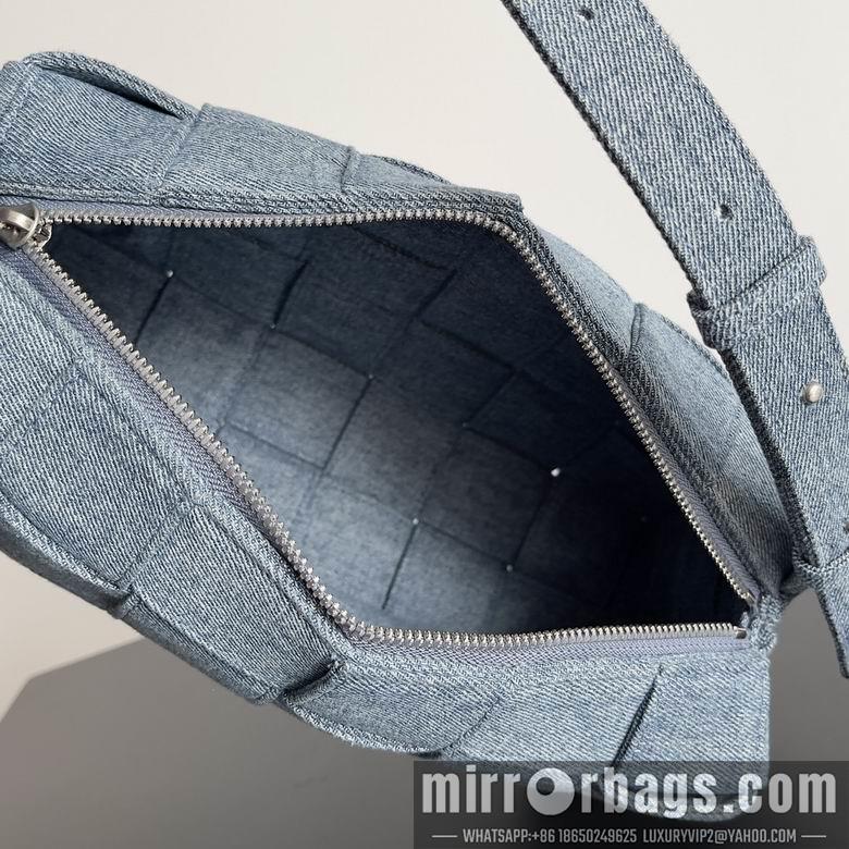 Bottega Veneta Replica Bags 70390 24x14x10cm  BG