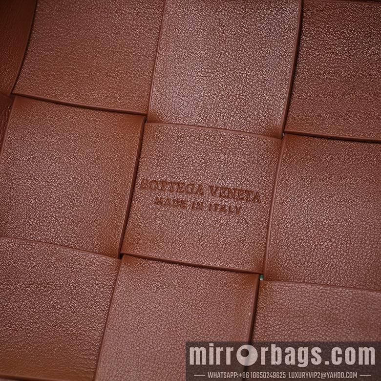 Bottega Veneta Replica Bags 8686 18X14X14cm YG 5