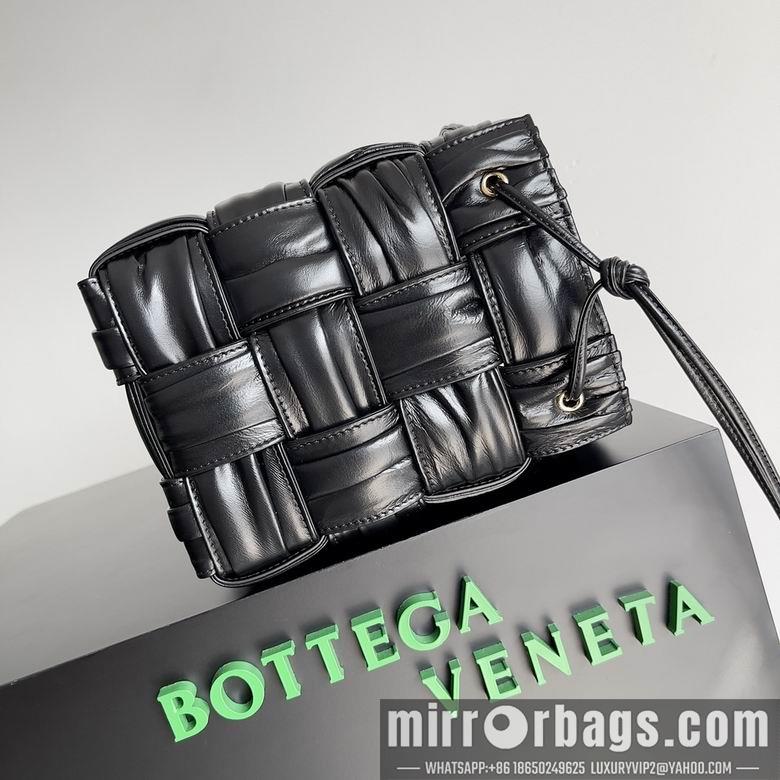 Bottega Veneta Replica Bags 717187 18x14x14cm BG 2