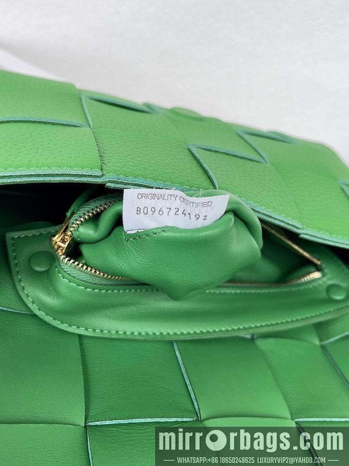 Bottega Veneta Replica Bags BV Cassette 666870 23x15x5.5cm CN