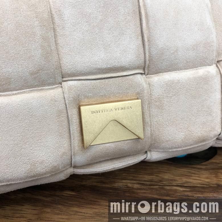 Bottega Veneta Replica Bags 1970 26x18x8cm BG
