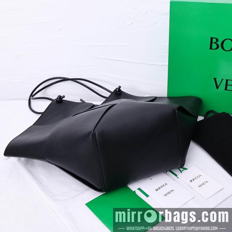Bottega Veneta Replica Bags 6006 17X48X34X12cm XMY 2