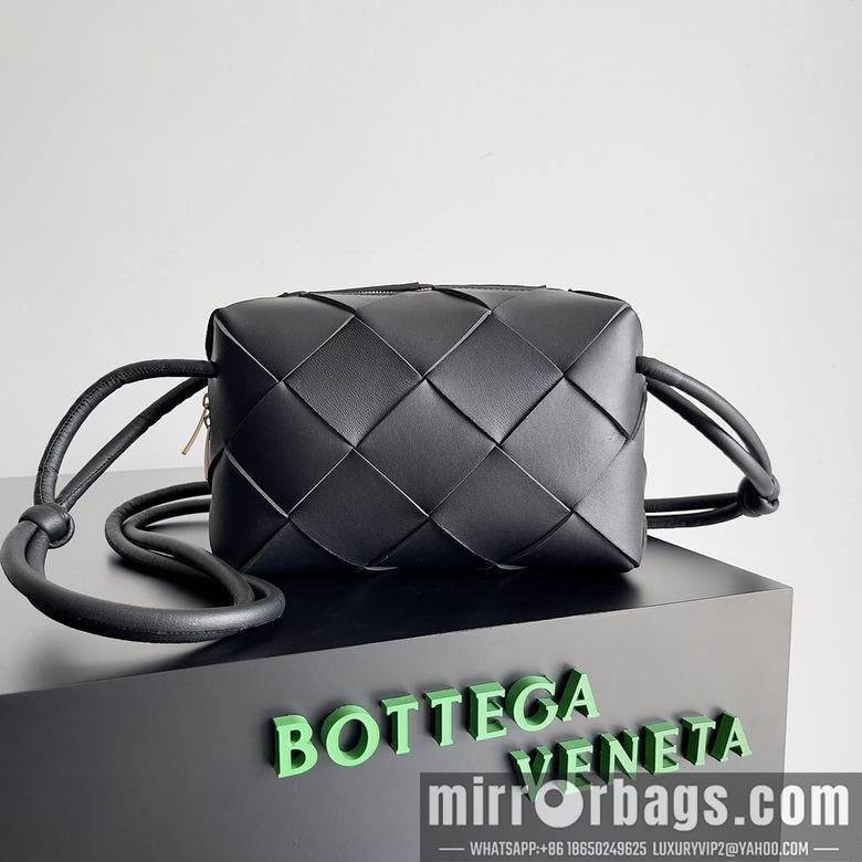 Bottega Veneta Replica Bags 709417 21x14x7cm BG 2
