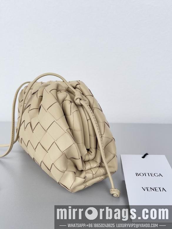 Bottega Veneta Replica Bags pouch 22x12x7cm BG 3