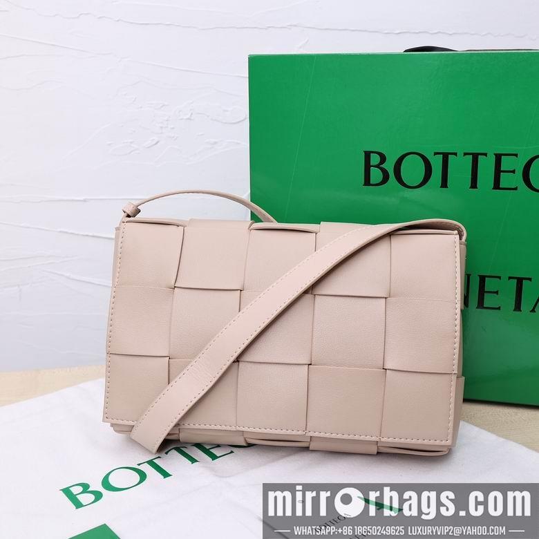 Bottega Veneta Replica Bags Cassette 3029 23X15X5.5cm XMY 5