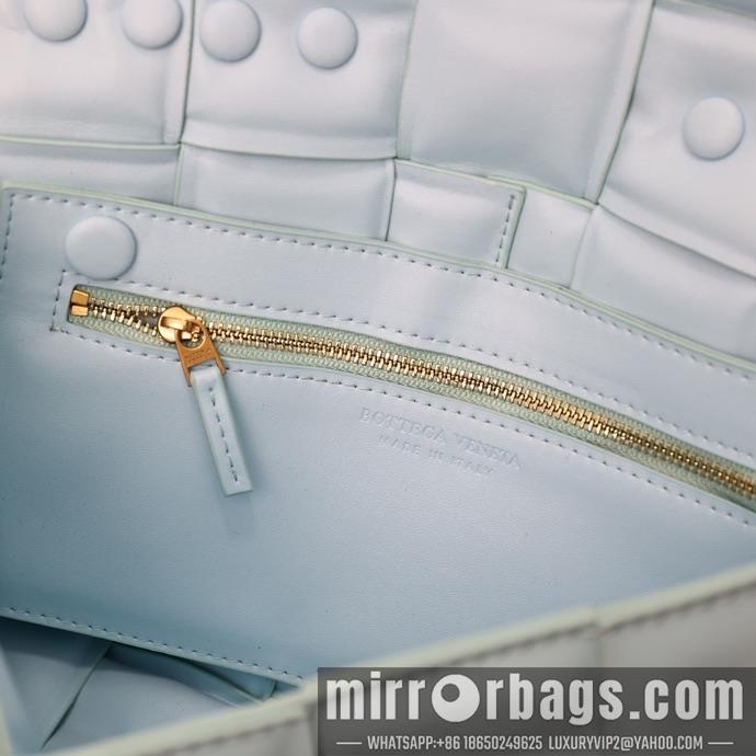 Bottega Veneta Replica Bags 3032-1 26X8X18cm XMY 10