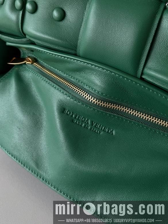 Bottega Veneta Replica Bags 631421 26x18x6cm BG 5