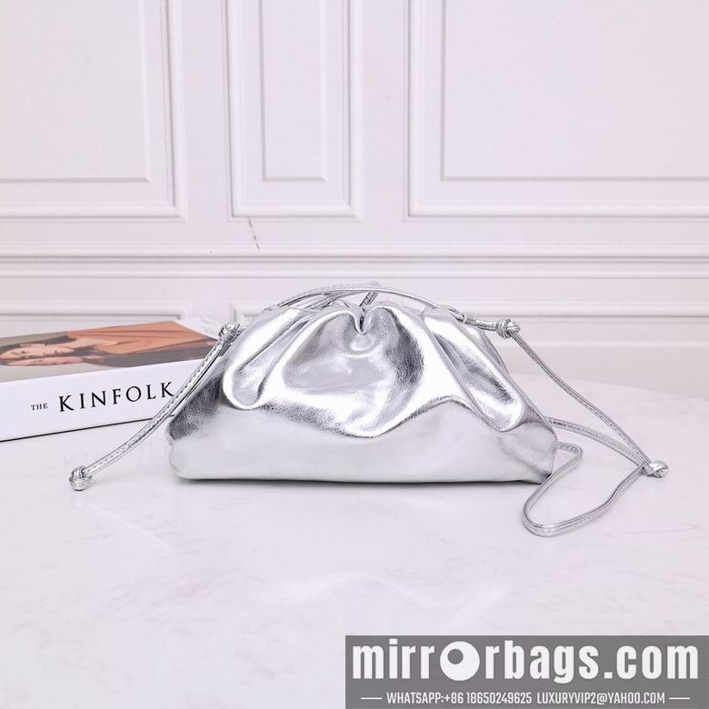 Bottega Veneta Replica Bags Pouch 22x10x6cm DL 5