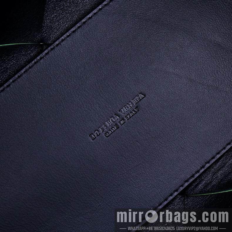 Bottega Veneta Replica Bags Cabat 2291 33x23x12 cm dl