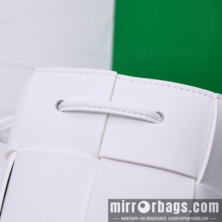 Bottega Veneta Replica Bags 8585 14X9X9cm YG 2
