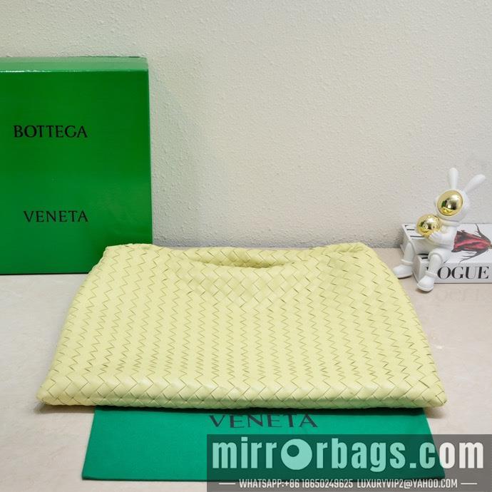 Bottega Veneta Replica Bags 21160 53X24X13cm YG 2
