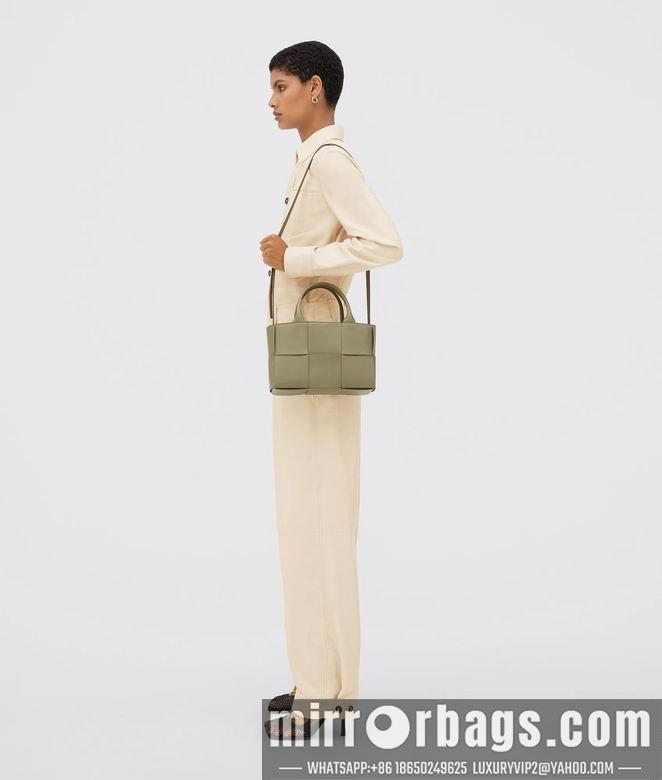 Bottega Veneta Replica Bags 2236 25X16X8cm EL 11