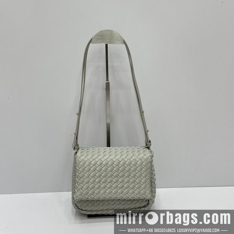 Bottega Veneta Replica Bags 20X25X6cm 031701 DN 2