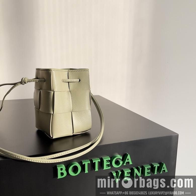Bottega Veneta Replica Bags 680217 14x9x9cm BG 2