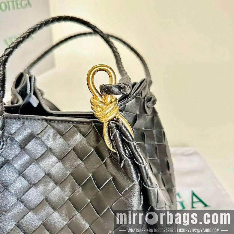 Bottega Veneta Replica Bags Parachute 211 16.5X21X17cm XMY 1