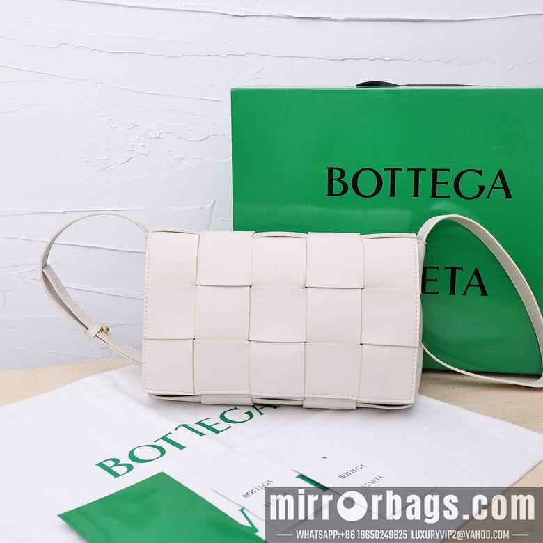 Bottega Veneta Replica Bags Cassette 3030 26X8X18cm XMY 2