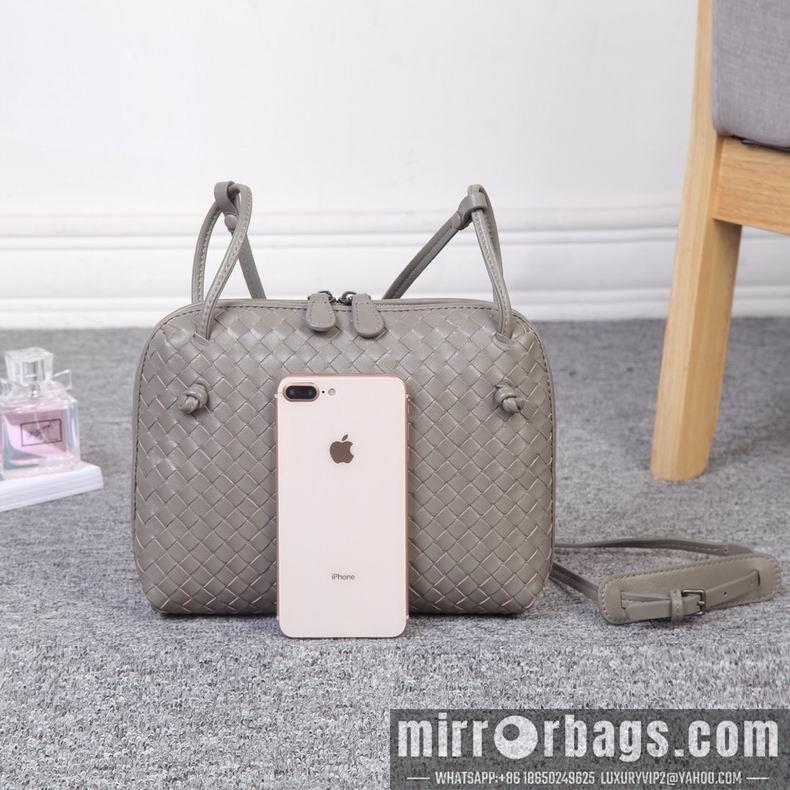 Bottega Veneta Replica Bags 25x19x5 cm dl