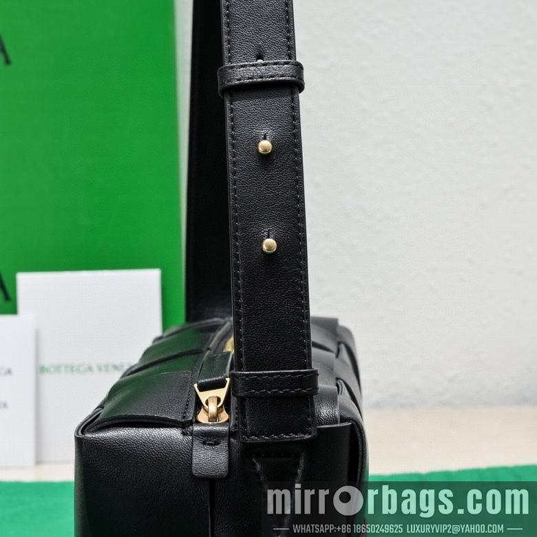 Bottega Veneta Replica Bags 9305 23.5X10X10cm EL 7