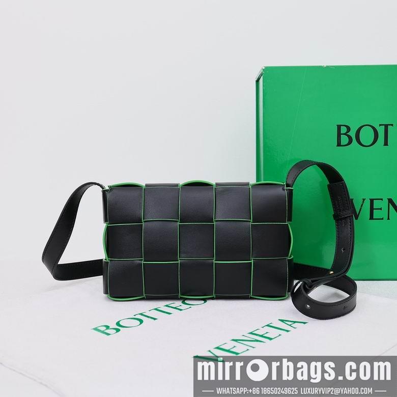 Bottega Veneta Replica Bags Cassette 3029 23X15X5.5cm XMY 12