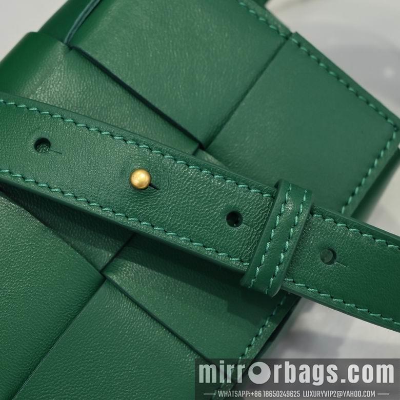 Bottega Veneta Replica Bags 6815 17.5x9.5x5cm DL 4