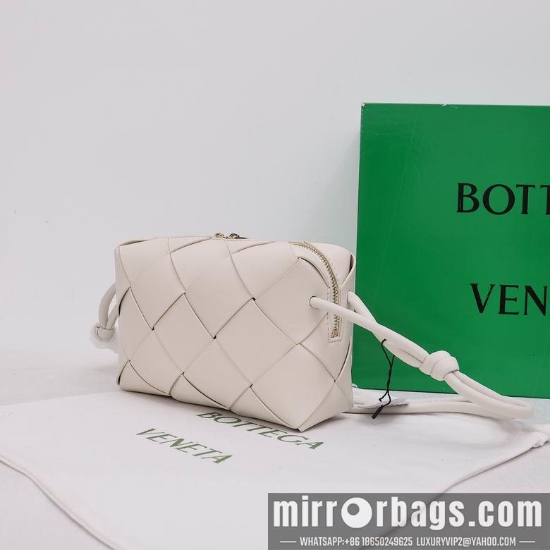Bottega Veneta Replica Bags 002 14X22X7cm XMY 1