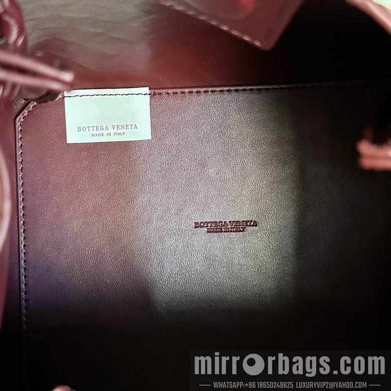 Bottega Veneta Replica Bags Parachute 211 16.5X21X17cm XMY 3